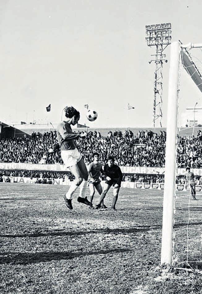 PAO HISTORY ΠΑΕ ΠΑΝΑΘΗΝΑΪΚΟΣ ΠΑΡΟΥΣΙΑΣΗ ΑΝΤΙΠΑΛΟΥ Αναζητώντας τη χαμένη σταθερότητα Τέτοιες μέρες πριν από 45 χρόνια, ο Αντώνης Αντωνιάδης πετυχαίνει το ένα από τα 5 γκολ του Παναθηναϊκού στον αγώνα