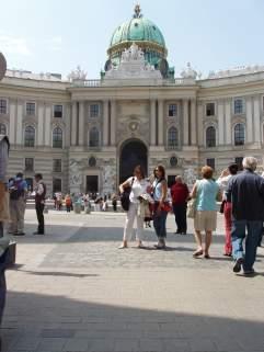 Center: Tabakmuseum, TanzQuarter, Theaterhaus for Kinder,