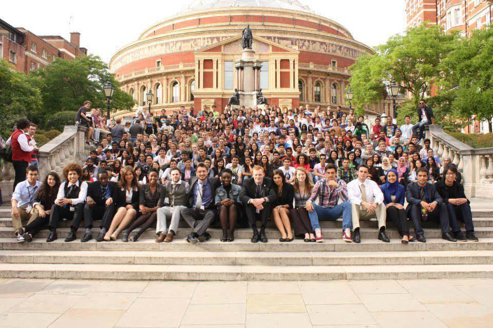 London international youth science forum Κοινωνικό πρόγραμμα Εμπειρία ζωής Συναρπαστική πόλη Πνευματική