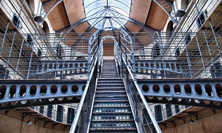 Kilmainham Gaol Η πρώην φυλακή στο Δουβλίνο στέγασε ορισμένους από τους πιο διάσημους πολιτικούς και στρατιωτικούς ηγέτες