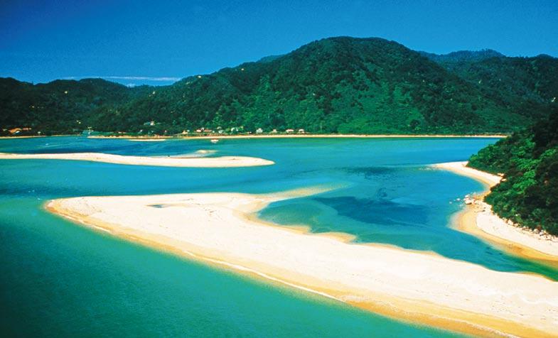 Jul-Sep 10 Latitudes The country NEW ZEALAND ΝΕΑ ΖΗΛΑΝΔΙΑ Nature s Realm Fantasy meets reality and legend comes to life in earth s youngest country.
