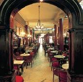 cosmopolitan elegance. Η μεγαλύτερη πόλη στη λεκάνη του ποταμού Rio da la Plata είναι ένα patchwork διακριτών barrios (γειτονιές), ένα συναρπαστικό μείγμα που αποπνέει κοσμοπολίτικο πνεύμα.