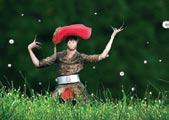 Apr-Jun 10 Best of Athens Save the date GREEK FESTIVAL ΕΛΛΗΝΙΚΟ ΦΕΣΤΙΒΑΛ Pina Bausch Wuppertal Dance Theatre (July 7-15) PHOTOS: COURTESY OF GREEK FESTIVAL Greek Festival When: June 1-August 22