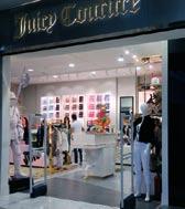(Optical Papadiamantopoulos: All Users Area - Departures Level) Τα γυαλιά του Christian Audigier που φιλοτεχνεί ο Αμερικανός godfather των τατουάζ don Ed Hardy και έχουν κατακτήσει το Hollywood,