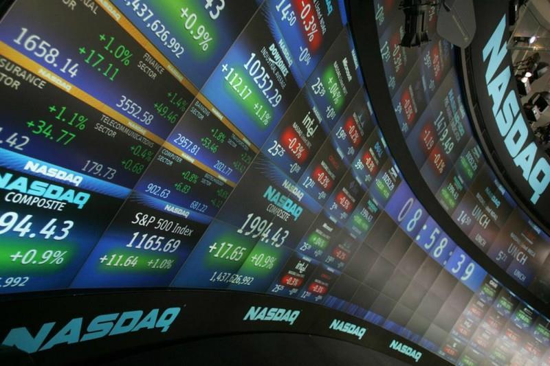 Δίνουν την ευκαιρία στις επιχειρήσεις να εξεύρουν κεφάλαια αλλά και στους επενδυτές να μπορούν να διαθέσουν τα χρήματα που έχουν στην επένδυση τους σε τίτλους, με την προσδοκία του κέρδους,