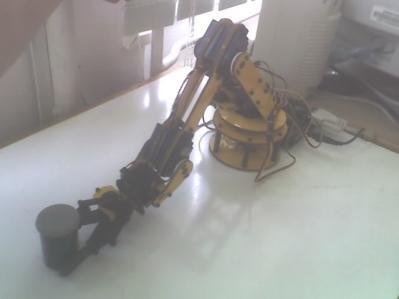 Anexa: Secvente de comenzi Matlab: fprintf(robot,'#0 P1100 #1 P1500 #2 P1500 #3 P1500 #4 P1500 #5 P1500 T2000') fprintf(robot,'#0 P1600 #1 P1500 #2 P1500 #3 P1500 #4