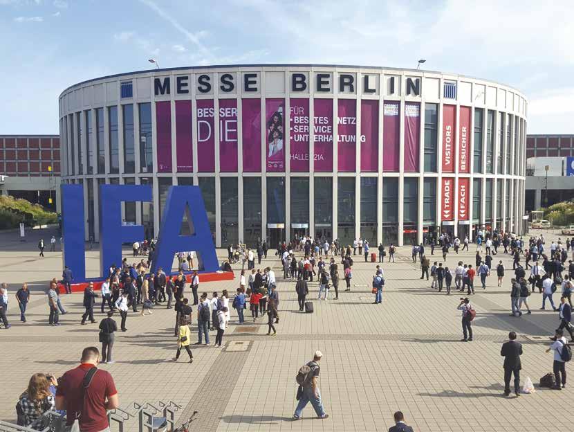 PREDSTAVITEV AKTUALNO IFA 2017: Kakšno tehnologijo prinaša prihodnost?..berlinski sejem IFA 2017 je letos privabil preko 250 tisoč obiskovalcev iz več kot 100 držav. Ogledali so si lahko več kot 10.