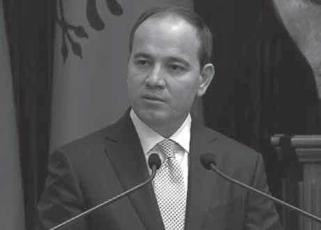 ministrave të rinj të qeverisë, një ditë pasi iu dërguan nga kryeministri Edi Rama. Kështu me dekret të kreut të shtetit, është liruar nga detyra Niko Peleshi dhe ne vend të tij në postin e zv.