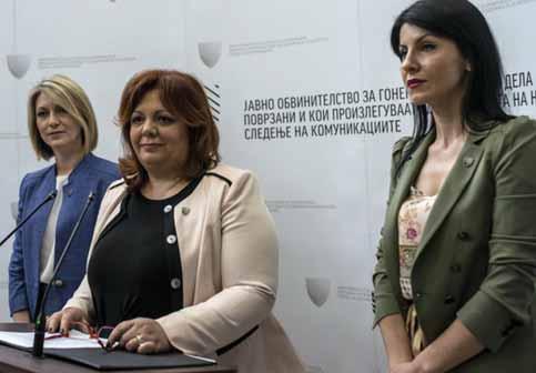 2 23 MAJ 2017 Të dyshuarit në rastin Trajektorja, në mesin e të cilëve është edhe kryetari i VMRO-DPMNE-së, Nikolla Gruevski, mendohet se e kanë dëmtuar buxhetin e shtetit për mbi 155 milionë euro