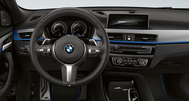 ΕΚΔΟΣΗ M SPORT. Εξοπλισμός 26 27 Δείτε περισσότερες πληροφορίες με τη νέα εφαρμογή εντύπων BMW. Διατίθεται για smartphone και tablet.