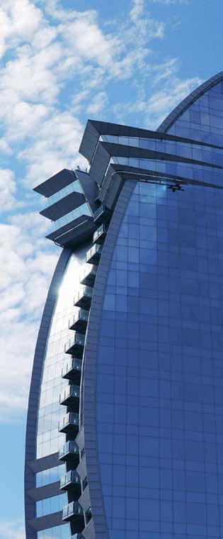 Permasteelisa Spania Primul proiect european cu Sikasil SG 550 dreapta jos: 30 St Mary