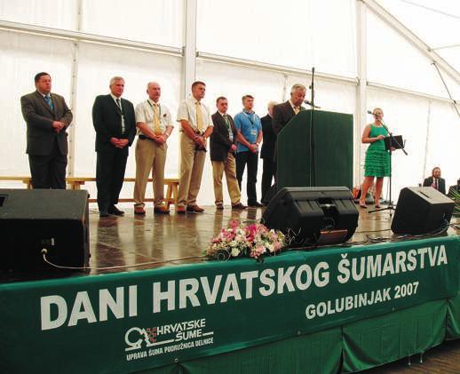 Po seb no atrak tiv na bi la je zad nja di sci pli na, kre snje gra na, prvi pu t odræana ta ko da se isto dob no natjeëu po Ëe ti ri sje kaëa, od onih do ta da naj sla bi je pla si ra nih do na tje