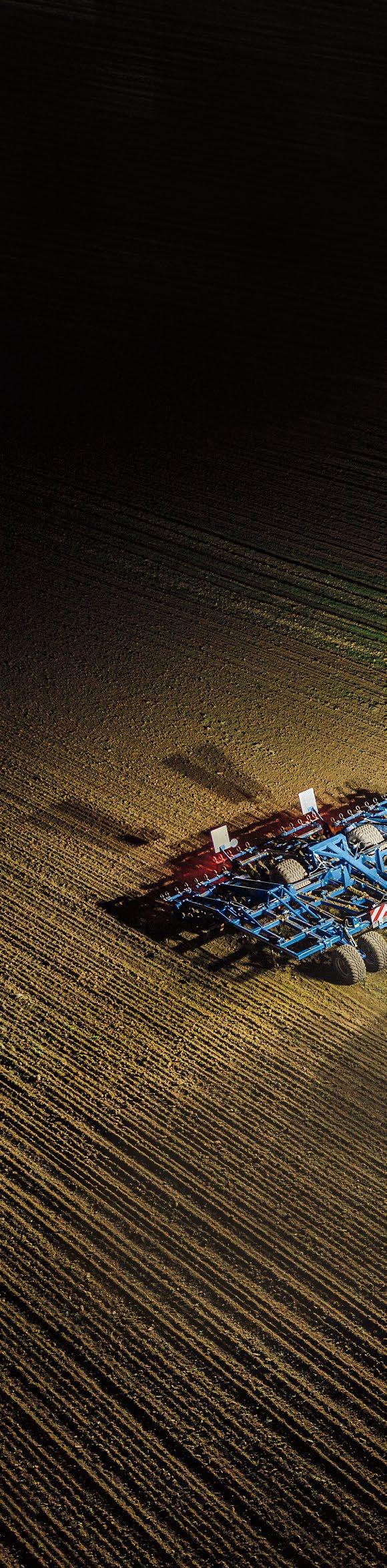 24 MANJE ZAHTJEVNO UPRAVLJANJE Ako posao podrazumijeva vuču vrlo velikih tereta poput cisterni ili prelaženje velikih udaljenosti, 7R serija idealan je traktor.