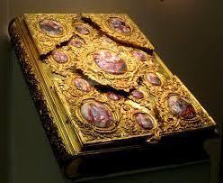 The Sunday Gospel Reading The Gospel According to Matthew 14:22-34 At that time, Jesus made the disciples get into the boat and go before him to the other side, while he dismissed the crowds.