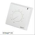 Pentru a gestiona sistemele simple sau de putere redusă, este recomandat termostatul cu senzor de temperatură la sol. Termostatul DEVIreg 330 (5.