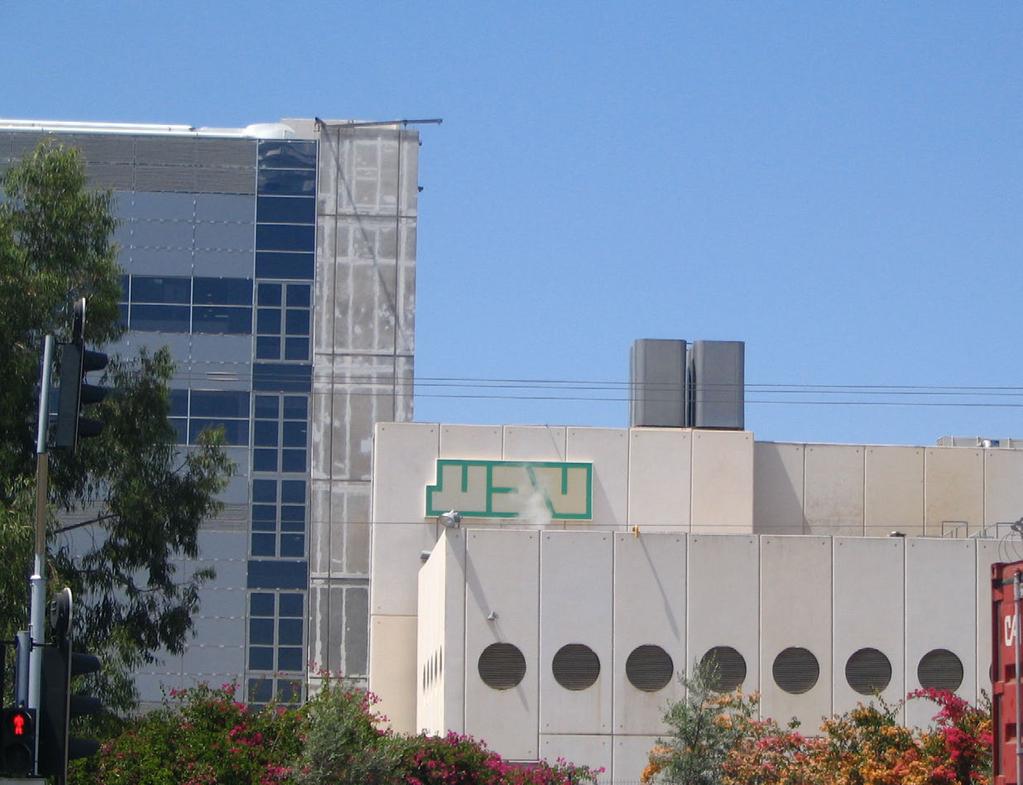 לניהול רשתות. ערוץ תקשורת בכרטיס נשלף זה מיועד בעיקר ליישומים מרובי,I/O כמו כן עבור יישומים המשלבים מערכות HMI כבדות. ערוץ זה תומך בכמות כפולה של יציאות I/O ומאפשר תנועה פי ארבע ביחס לדור הקודם-.