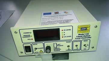 Furnizor: InterNet S.R.L. Transvazare agent criogenic (heliu lichid) din Dewarul de heliu lichid în criostatul de heliu lichid. - debit transfer lichid criogenic (heliu lichid): min. 2l/min.