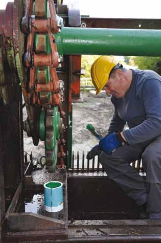 29 Okoljski prihranki kogeneracijskih enot v letu 2014 V letu 2014 je bila proizvodnja električne energije iz kogeneracijskih enot na zemeljski plin 420.