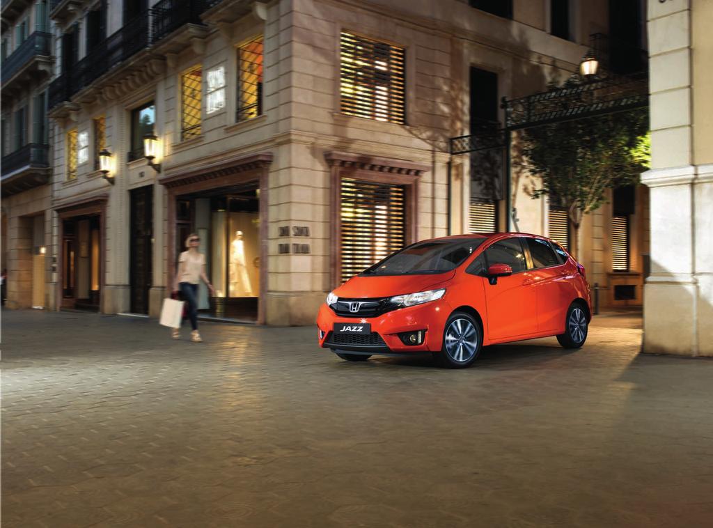 03 DESIGN EXTERIOR INCREDIBIL de versatil Noi, la Honda, suntem pasionați de proiectarea autovehiculelor ce fac viața mai ușoara și noul Honda Jazz face acest lucru.