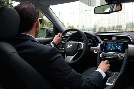 Ca noul și ingeniosul nostru sistem multimedia Honda CONNECT cu ecran touchscreen 7, sistemul de climatizare automat cu două zone, scaunele față și spate încălzite și noua frână de parcare