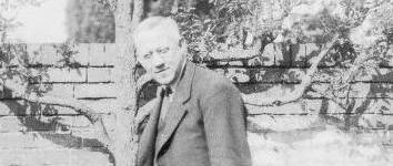 Το 1923 οι J. Brönsted (1879 1947) και Τ.