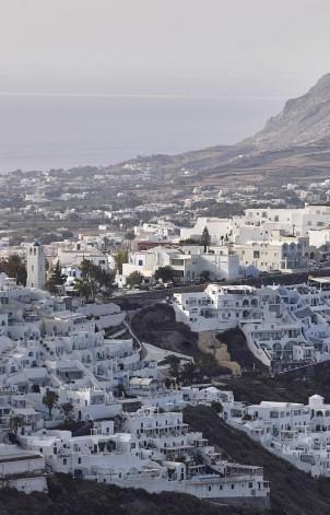 Υπάρχουν τέσσερις αλληλένδετες πολιτικές που πρέπει να εφαρμόζονται με συνέπεια για την αντιμετώπιση των δυσκολιών και την αύξηση της αξίας του τουρισμού στην οικονομία Προσέλκυση τουριστών με υψηλό