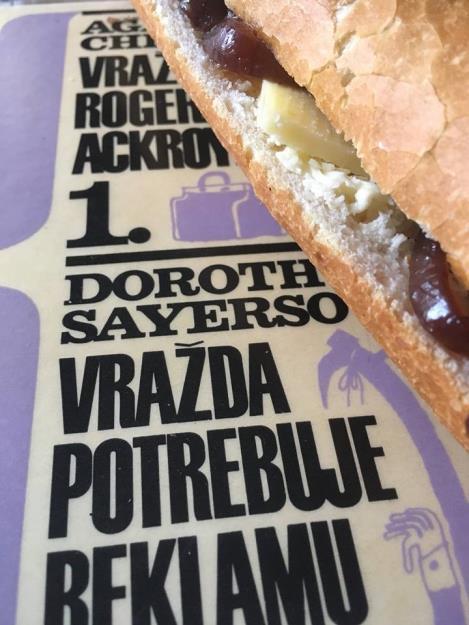 Cibuláda Táto lacná a jednoduchá pochúťka sa mi spája so starým dobrým Anglickom, kde som prišla na chuť cheese-onion sendvičom.