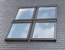Skombinovaním rôznych okien alebo okien osadených v rôznych výškach