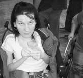 Ozvena 1/2007 Z NA EJ âinnosti Má jedného alebo viacer ch asistentov? Nie, nie, mám ich veºa, mám ich asi osem a myslím si, Ïe je to pre màa lep ie a je to aj pre nich lep ie keì ich je viacej.