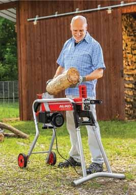 naštiepané na hrúbku 12-18 cm, výhrevnosť mäkké/tvrdé drevo cca 14,0/12,5 MJ/kg 2,50 / 15 kg P R O T E C O VYSÁVAČ POPOLA 0800 Výkon 800 W, vhodný na