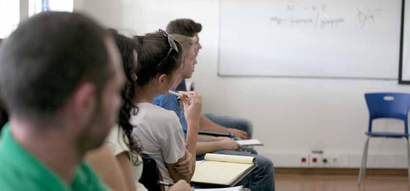 Πολλές ελληνικές και πολυεθνικές επιχειρήσεις, σε συνεργασία µε το Career Office, επιλέγουν κάθε χρόνο αποφοίτους του Κολλεγίου για τη στελέχωσή τους.
