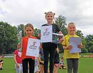 Michaela Habová dorastenci (15-18 r., 2 000 m) 1. Daniel Baďura ženy (1 000 m) 1. Aneta Hollá 2. Gabriela Janíková 3. Viera Šimeková muži (3 000 m) 1. Michal Havlík 2. Stanislav Majerovič 3.