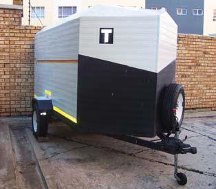 Die waentjie is te en in n puik testand, en kan maklik agter n bus, bakkie f mtr getrek wrd. Skakel dr Fanie Pretrius by 012 322 8885 x256.