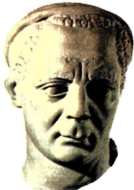 Την επόμενη χρονιά ο Καικίλιος Μέτελλος αντιμετώπισε το στρατηγό της Αχαϊκής συμπολιτείας Κριτόλαο στη Σκάρφεια της Λοκρίδας (147 π.χ.) και υπέταξε την κεντρική Ελλάδα.