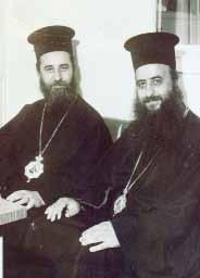 λαος προσείλκυσε καί ἐγκατέστησε. Φιλομόναχος, ὅσο λίγοι, διανυκτέρευε στήν Ἱερά Μονή καί κάποιες φορές ἔφευγε τό πρωΐ γιά τό γραφεῖο, μά σύντομα ἐπέστρεφε, μιᾶς καί τό Μοναστήρι ἦταν ἡ ἀνάπαυσή του.