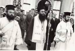 καί φεύγω πτωχότερος, ἐδήλωσε στήν ἀποχαιρετιστήρια ὁμιλία του, στόν Μητροπολιτικό Ἱερό Ναό, στήν τελευταία του λειτουργία.