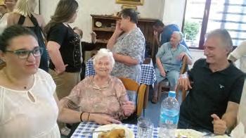 ευχαρίστηση «Πάντα ευπρόσδεκτη η παρουσία φίλων εθελοντών και συγγενών».