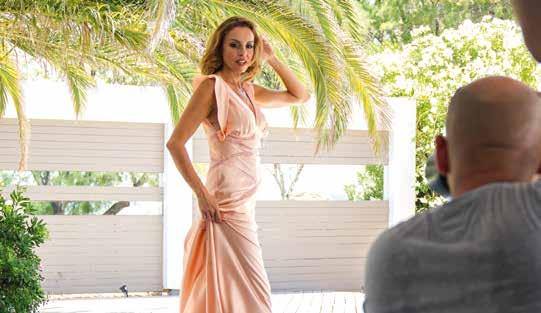 BACKSTAGE SHOOTING: MIA ΞΕΧΩΡΙΣΤΗ HANDS- ON ΕΜΠΕΙΡΙΑ ΓΙΑ ΤOYΣ ΣΠΟΥΔΑΣΤΕΣ ΜΟΔΑΣ & ΟΜΟΡΦΙΑΣ Οι 8 σημαντικότερες
