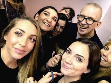 Η εμπειρία των σπουδαστών του Beauty & Fashion Academy στο backstage ενός show international προδιαγραφών υπήρξε για άλλη μία φορά ανεκτίμητη,