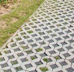 BSS BETÓNOVÝ SVET STOVA DLAŽBA ZÁMKOVÁ BEHATON Hrúbka 6 cm, rozmery 20x16 cm, vhodná na menej namáhané plochy, predaj na vrstvy = 0,97 m 2 7,49
