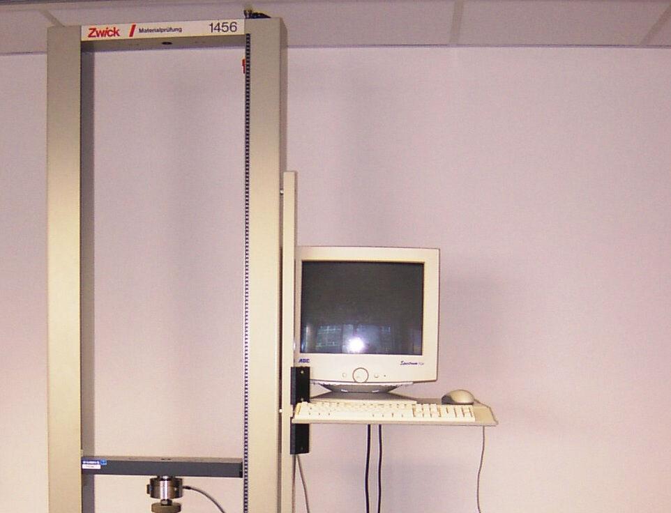 UTB ve Zlíně, Fakulta technologická 48 MIWYcalor K má tieto hlavné časti: 1. Plášť pece s izolačnou žiaruvzdornou výplňou 2.