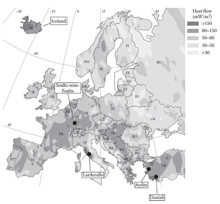 Εικόνα 1-2. Χάρτης θερμικής ροής στην Ευρώπη (τροποποιημένος από European Community Nr. 17811) (Glassley W.E., 2015) Παρ όλα τα ανωτέρω υπάρχουν ηχηρές ενδείξεις για ύπαρξη γεωθερμικών πεδίων στην Κρήτη.
