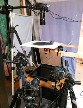 He has configured flash and Arduino interface sequencing that allows him to photograph the event from above (Image 2).