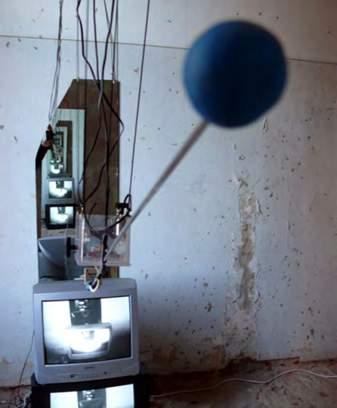 Struct_4 is an audio-visual device that flows together sound moments gathered in four different microphones attached to four modified woofers with liquid producing patterns that are amplified through