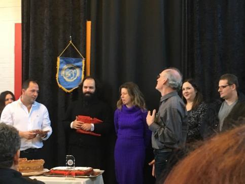 Οι αλυτρωτικές διαθέσεις της γείτονος, η προκλητικότητα και η προπαγάνδα όχι μόνο δε θα σταματήσουν αν παραμείνει το όνομα «Μακεδονία» ή παράγωγό της στην ονομασία του, αλλά θα συνεχιστούν και θα