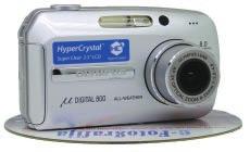 Celoten preizkus bo objavljen na www.e-fotografija.com Olympus Camedia mju800 V poplavi kompaktnih kamer Olympus ohranja tradicijo. Æe leta 1991 so trgu ponudili kompaktno kamero mju1.