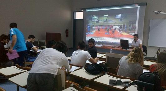 Παρα Badminton Στο πλαίσιο της ανάπτυξης του παρα badminton ξεκίνησαν προπονήσεις αθλητών με αναπηρία σε τακτική βάση, σε συνεργασία με το αθλητικό σωματείο «ΙΡΟΔΙΚΟΣ», δίνοντας την ευκαιρία σε