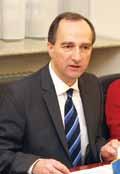 20 Na kratko iz Kamnika Upravna enota Kamnik v letu 2012 v številkah Kamnik V letu 2012 je imela Upravna enota Kamnik v reševanju 23.194 upravnih zadev, kar je 5.