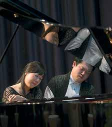 «Stojan Petrič, novi častnik konzul Južne Koreje (levo), Song Young-wan, ambasador Južne Koreje za Slovenijo (na sredini) in Ivan Rudolf, nekdanji častni konzul Južne Koreje (desno)