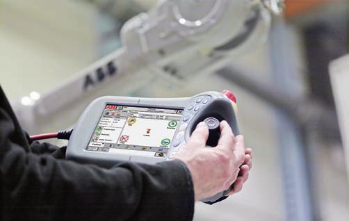 aplikačné softvéry abb robotiky Rodina softvérových produktov ABB pre každú fázu životného cyklu robotov pomáha zvyšovať produktivitu a zároveň znižovať celkové náklady na vlastníctvo a prevádzku